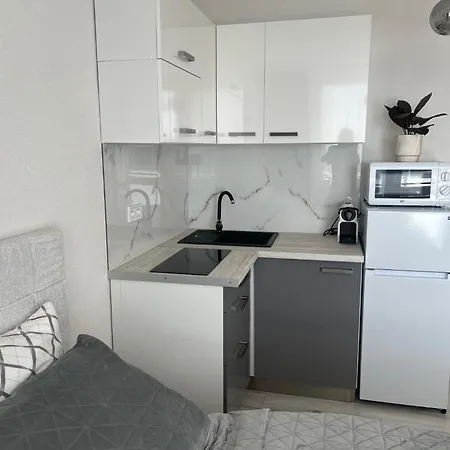 Luxusny Vah * Hlohovec